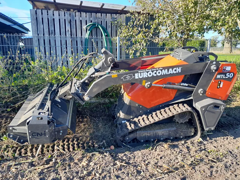 Eurocomach MTL50 Raupenlader mit Mulchkopf
